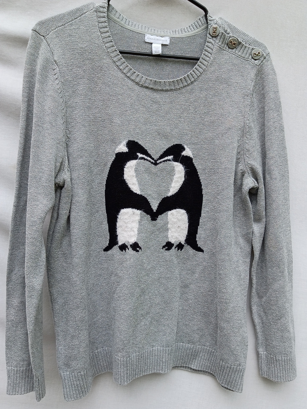 Charter Club Women’s Light Gray Kissing Penguin Crewneck Sweater Size Large Y2k